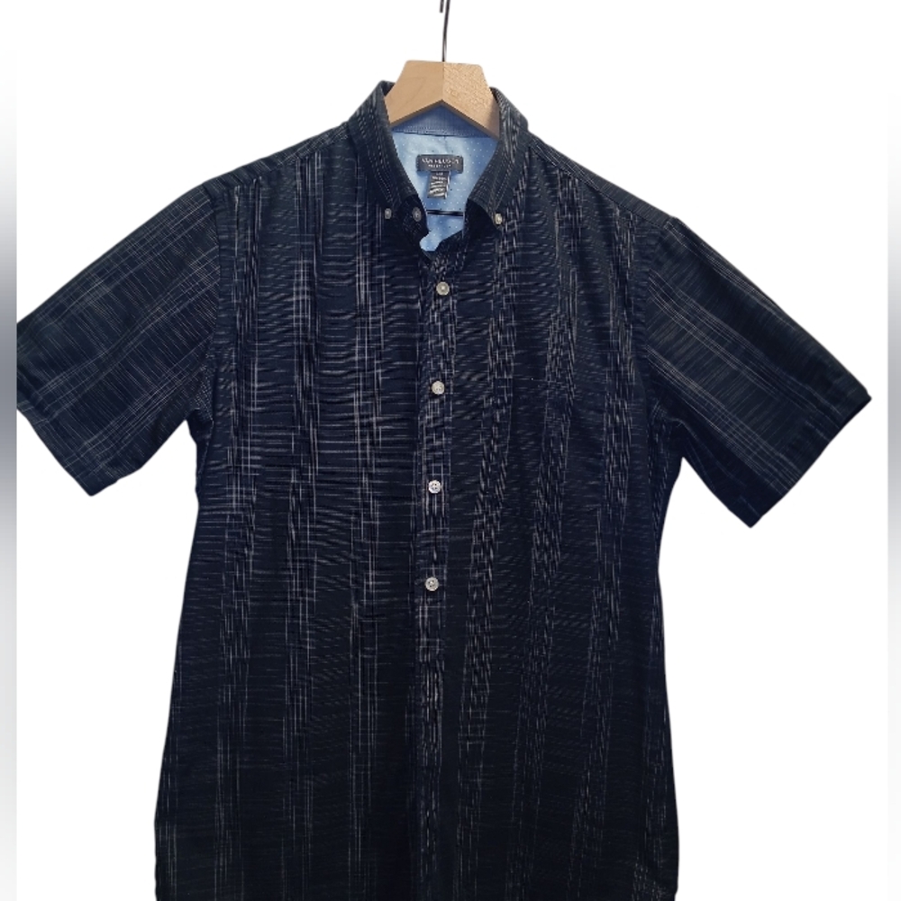 Men's Black Button-Up Shirt by Van Heusen